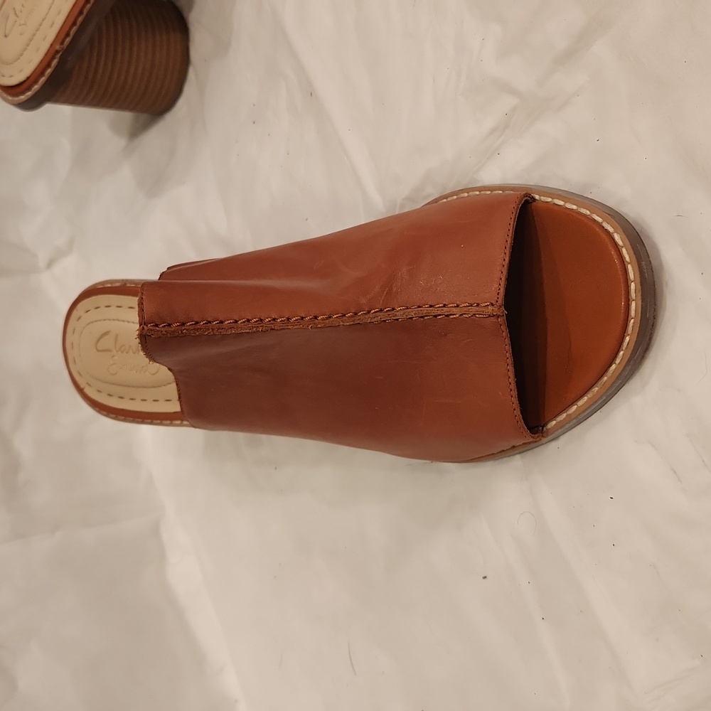 Clarks size 10 leather mules, stacked heel. Somerset style. Good condition. - Picture 2 of 5